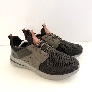 SKECHERS Men's Sneakers 10 Black/Gray Wide Fit Air Cooled Memory Foam Gogamat